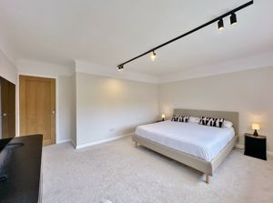 Photo 20- click for photo gallery